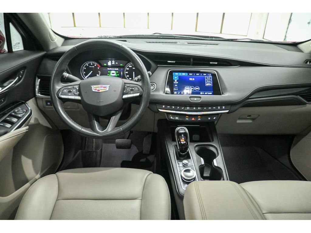 Used 2023 Cadillac XT4 Premium Luxury AWD/4WD image 30