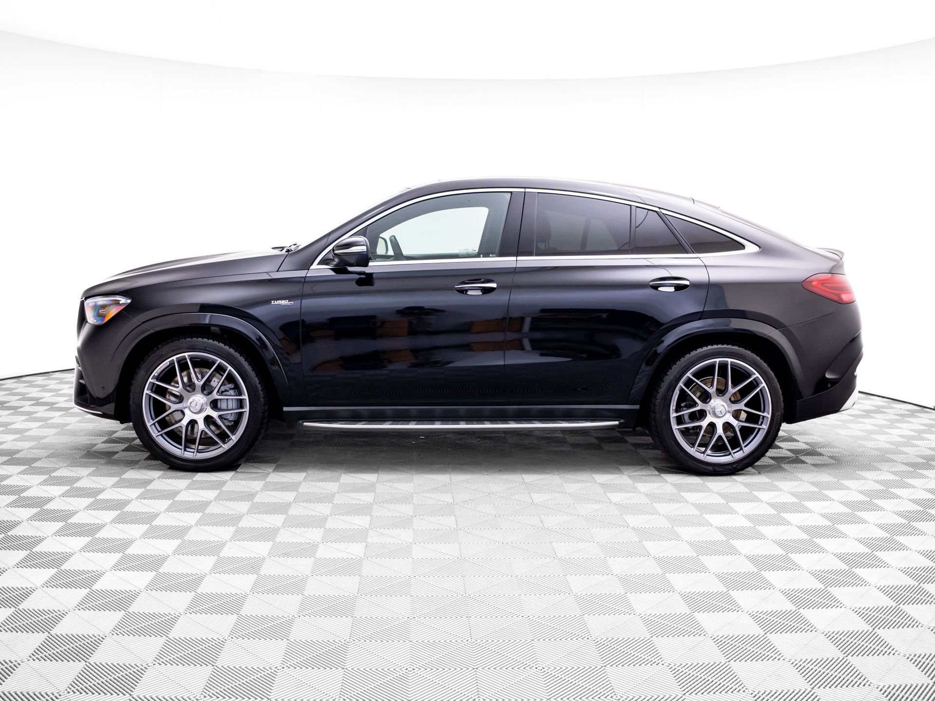 Used 2024 Mercedes-Benz GLE 53 AMG 4MATIC Coupe image 2