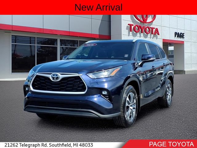 Used 2026 Toyota Highlander XLE AWD/4WD image 1
