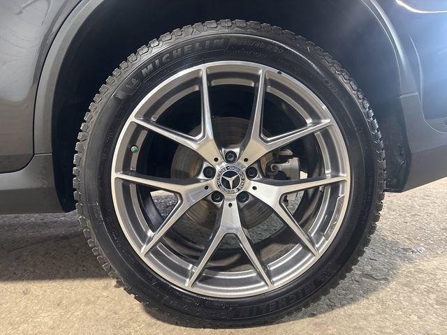 Used 2022 Mercedes-Benz GLC 300 4MATIC image 10