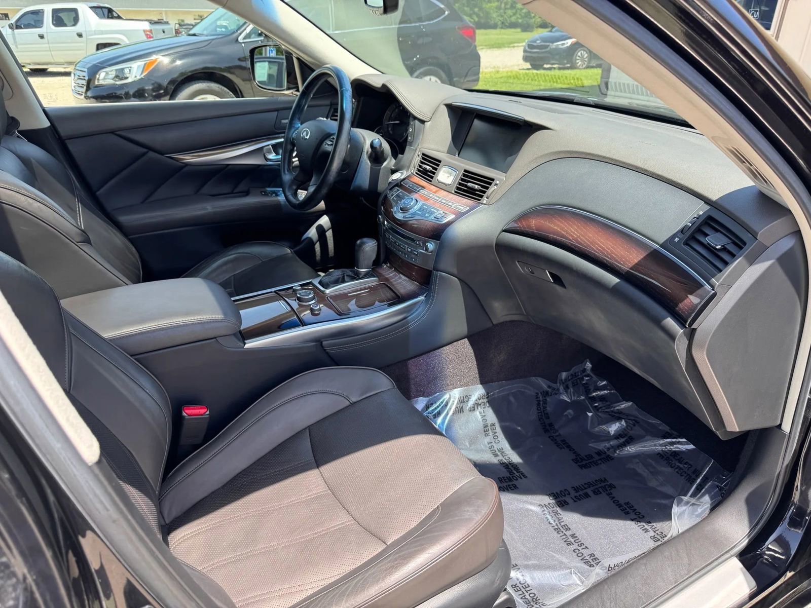 Used 2012 INFINITI M37 x w/ Deluxe Touring Pkg AWD/4WD image 24