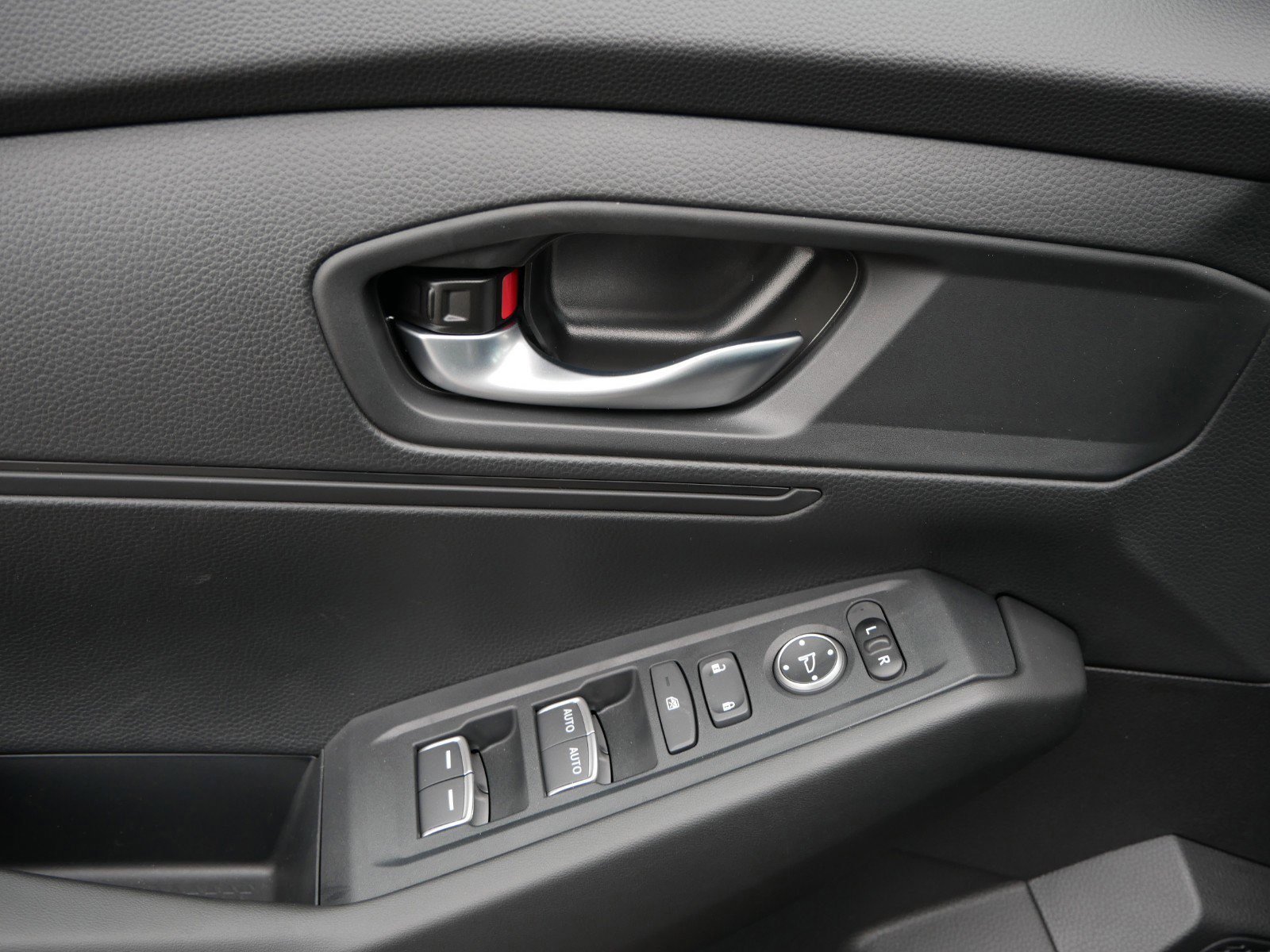 New 2025 Honda Accord LX image 11