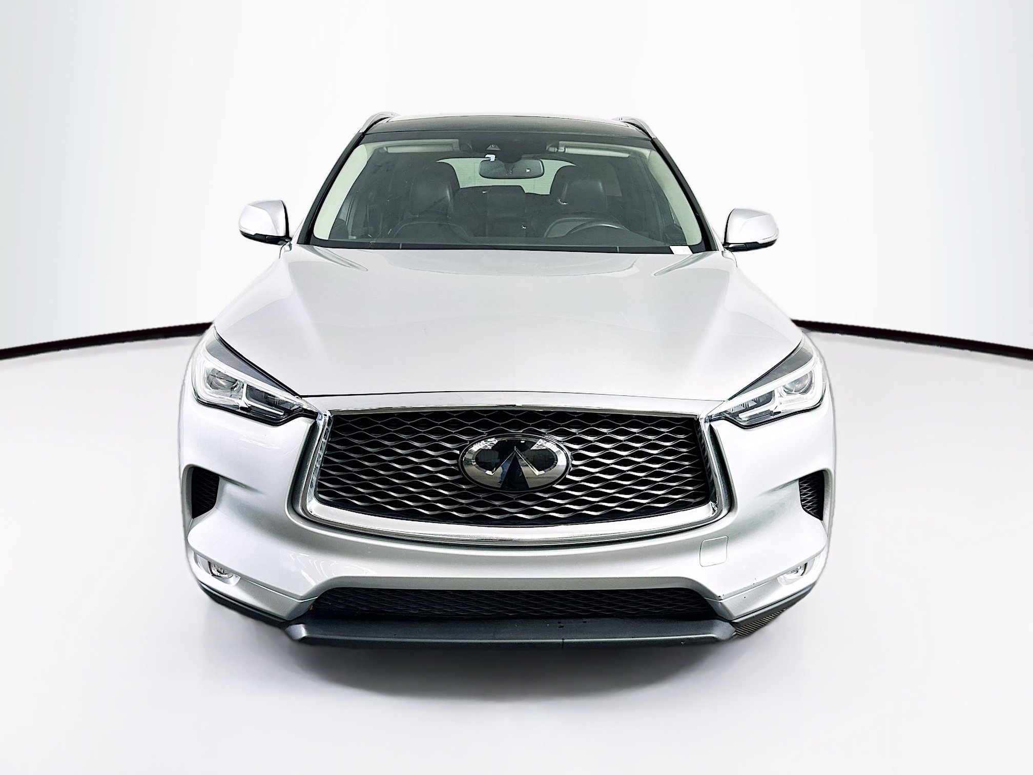 Used 2019 INFINITI QX50 Luxe w/ Navigation Package image 2