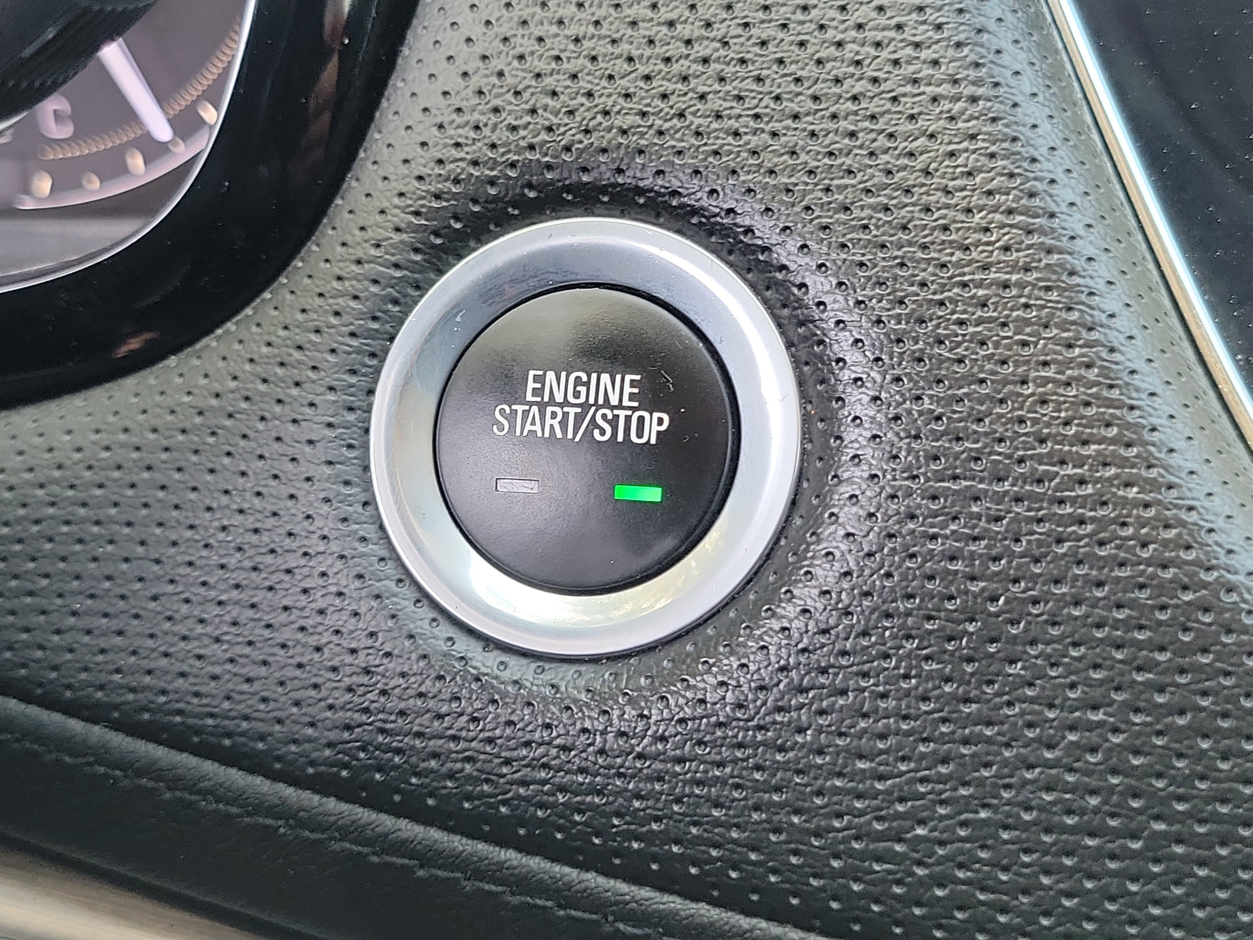 Used 2017 Cadillac XT5 Luxury image 15