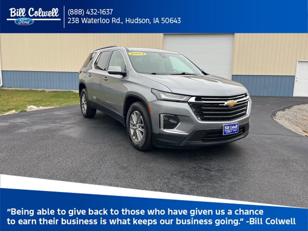 Used 2023 Chevrolet Traverse LT