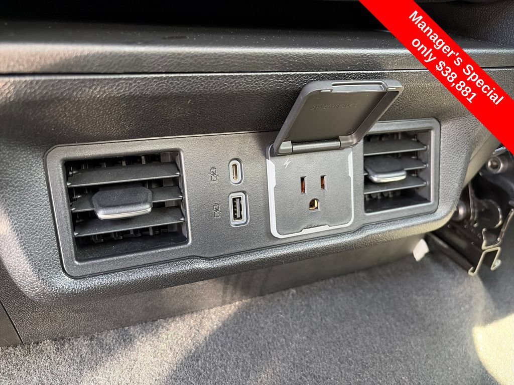 Used 2024 Chevrolet Silverado 1500 LT AWD/4WD image 8