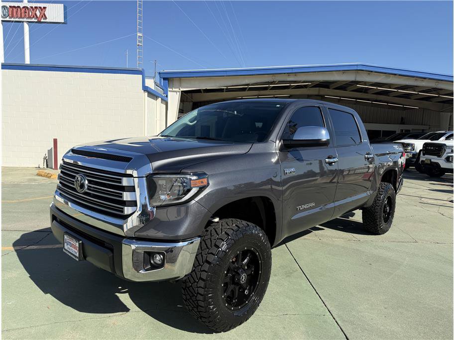 Used 2021 Toyota Tundra Limited w/ Limited Premium Package AWD/4WD image 2