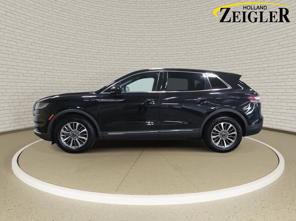 Used 2022 Lincoln Nautilus Reserve AWD/4WD image 8