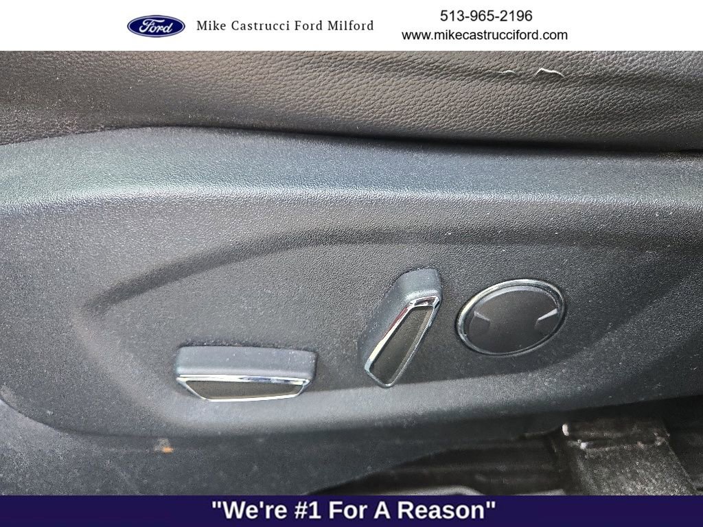 Used 2018 Ford Explorer XLT w/ Equipment Group 202A FWD image 10