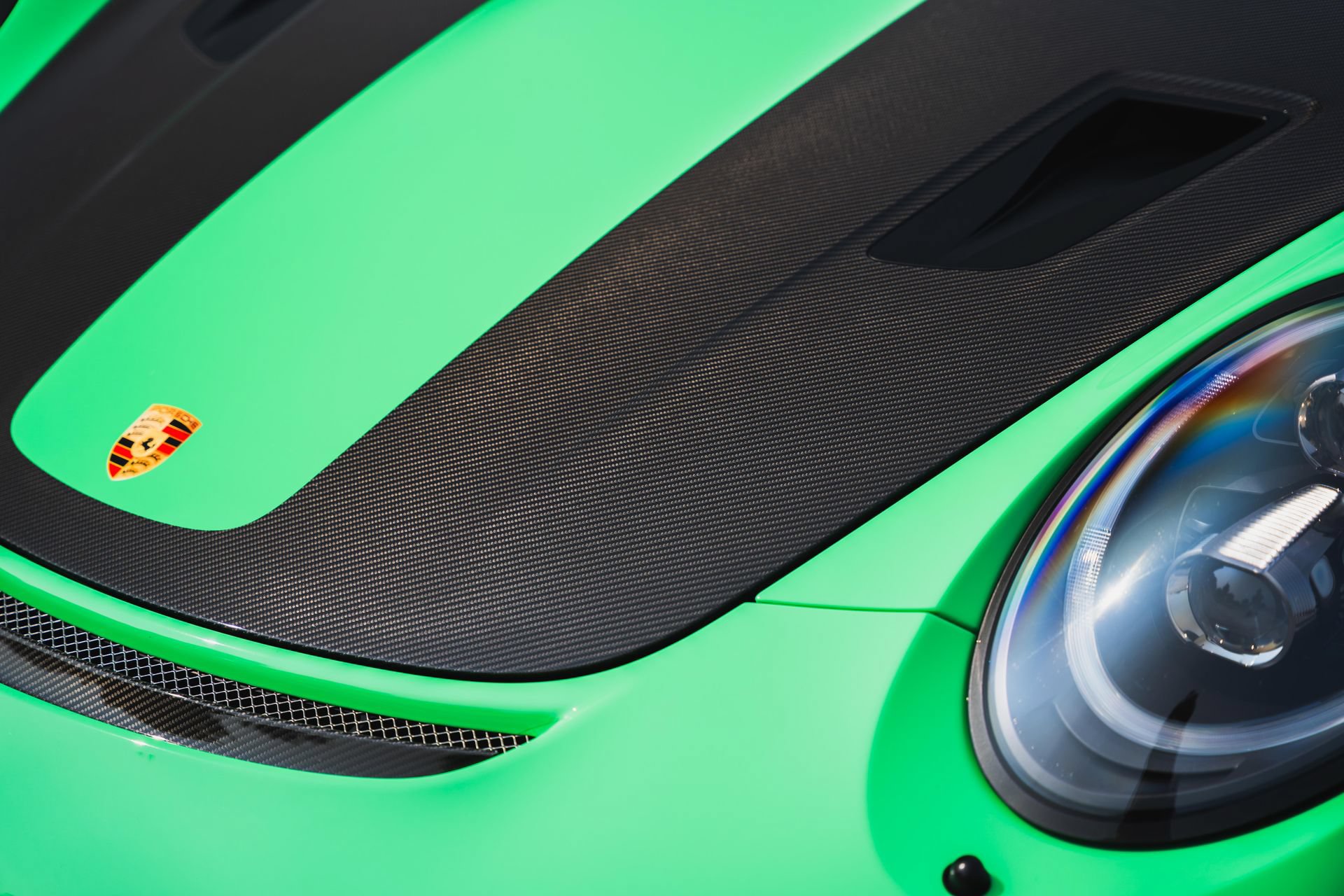 Used 2018 Porsche 911 GT2 RS RWD image 10