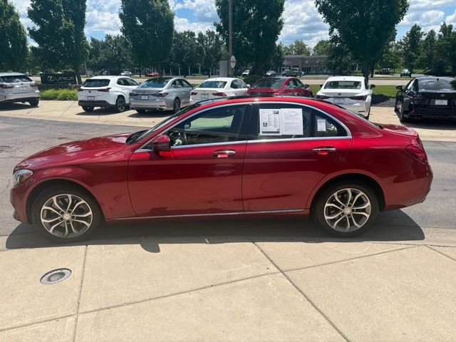 Used 2017 Mercedes-Benz C 300 4MATIC Sedan image 4
