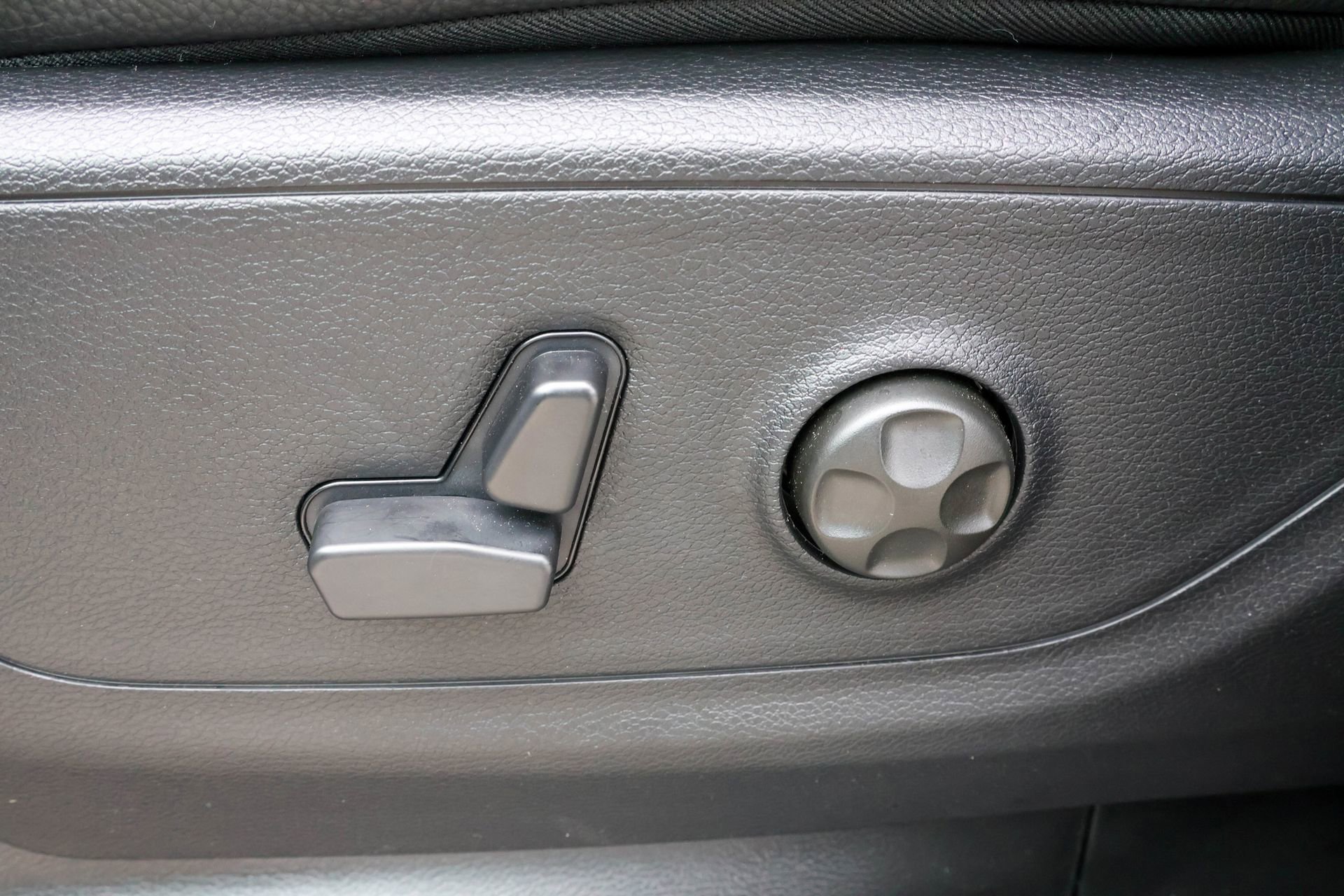 New 2026 RAM 1500 RHO w/ RHO Level 1 Equipment Group image 5