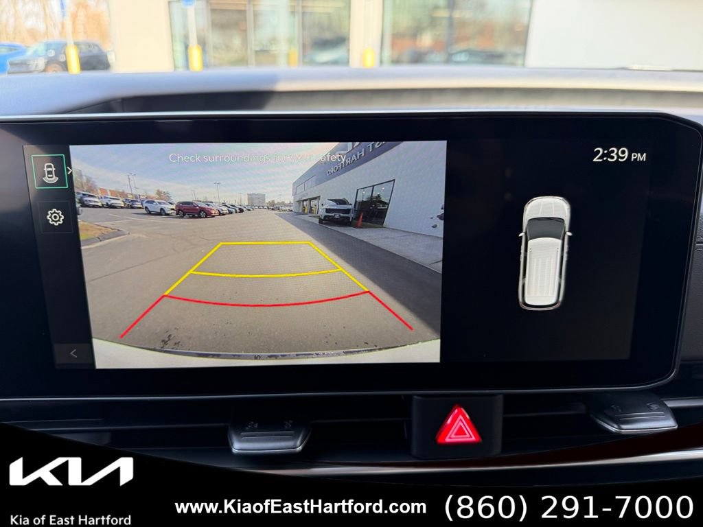 New 2026 Kia Carnival LX FWD image 30