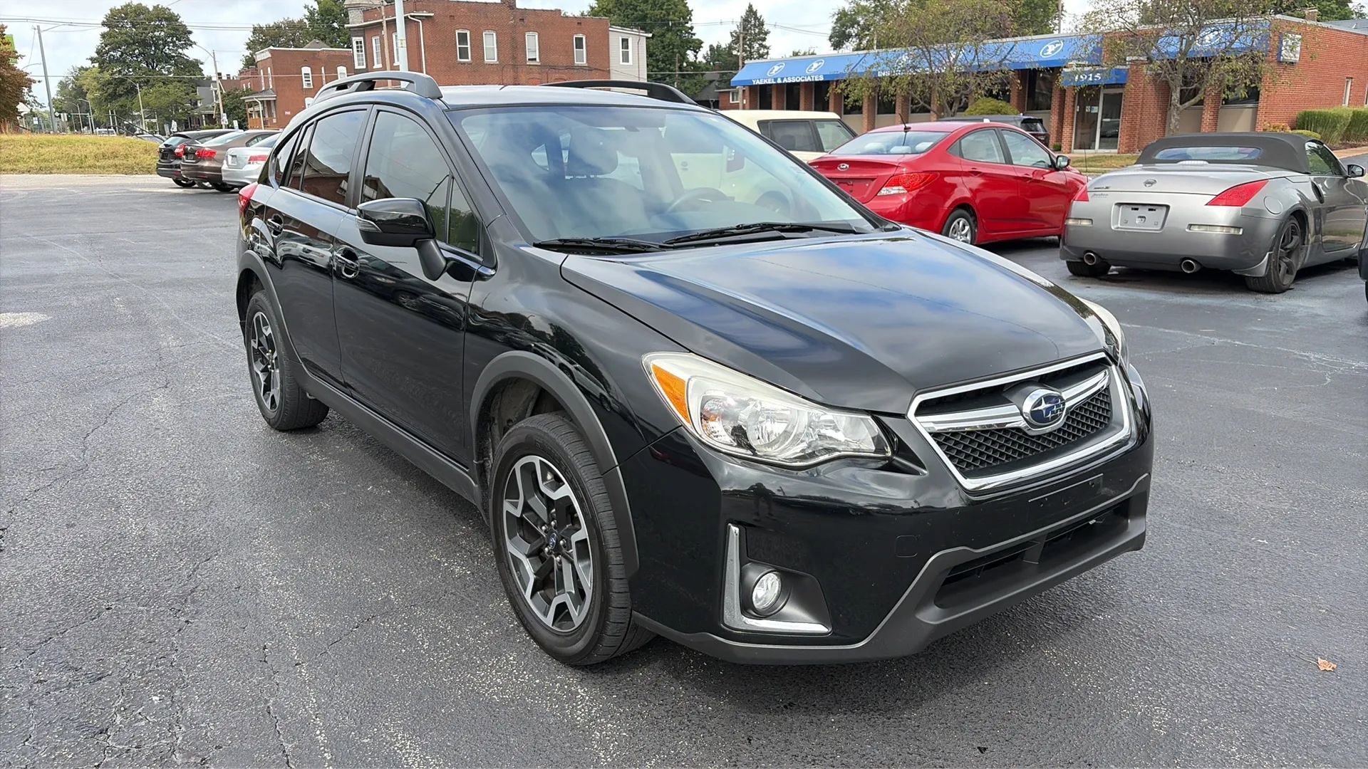 Used 2017 Subaru Crosstrek 2.0i Limited w/ Popular Package #2 image 3