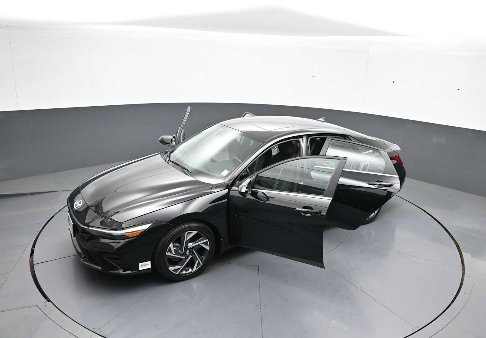 Certified 2024 Hyundai Elantra SEL w/ Convenience Package FWD image 61