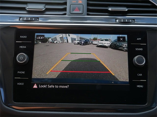 Used 2021 Volkswagen Tiguan SE image 30