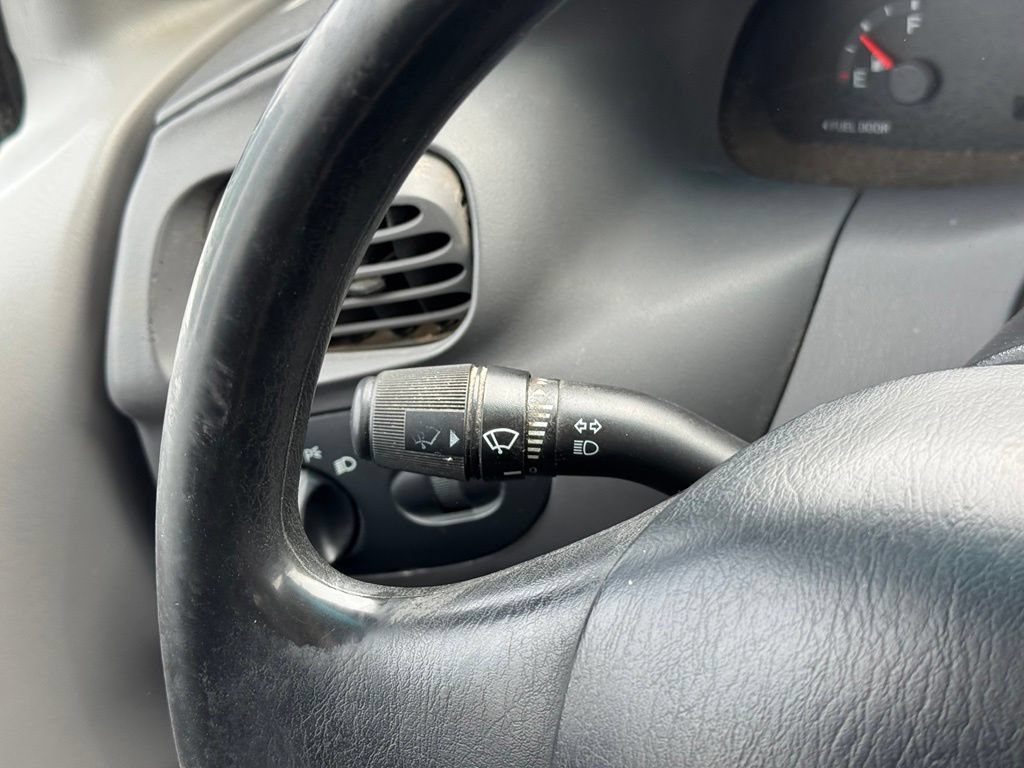 Used 2000 Ford F150 2WD Regular Cab image 15
