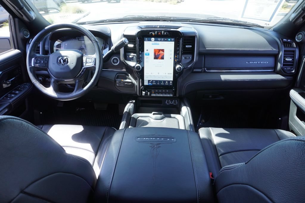 Used 2024 RAM 3500 Limited AWD/4WD image 12