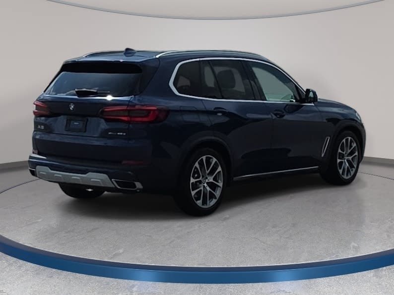 Used 2021 BMW X5 xDrive45e w/ Premium Package AWD/4WD image 5