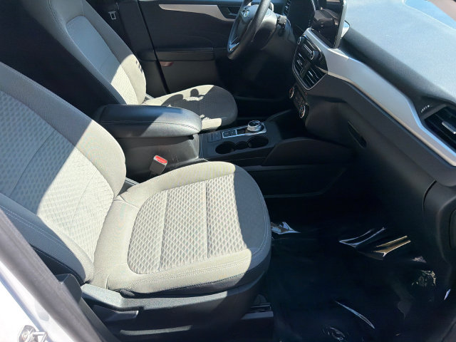 Used 2022 Ford Escape SE FWD image 15