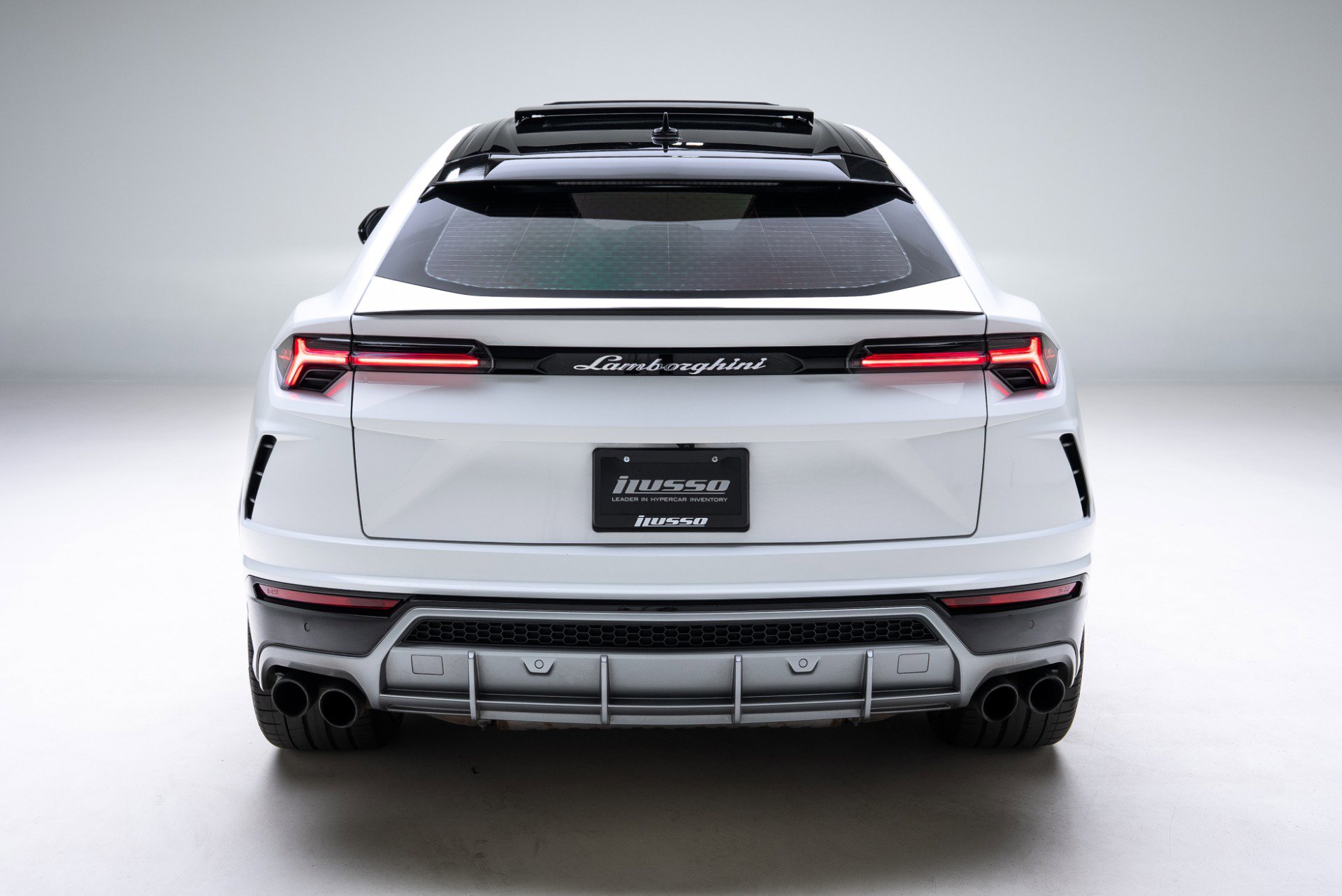 Used 2021 Lamborghini Urus AWD/4WD image 27