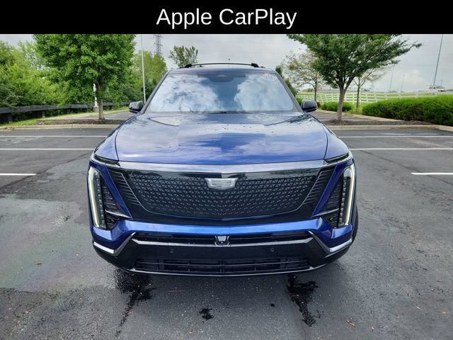 Used 2026 Cadillac Vistiq Sport AWD/4WD image 2