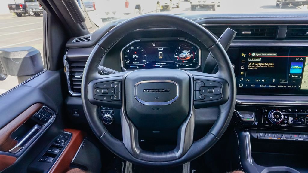 Used 2024 GMC Sierra 3500 Denali Ultimate AWD/4WD image 22