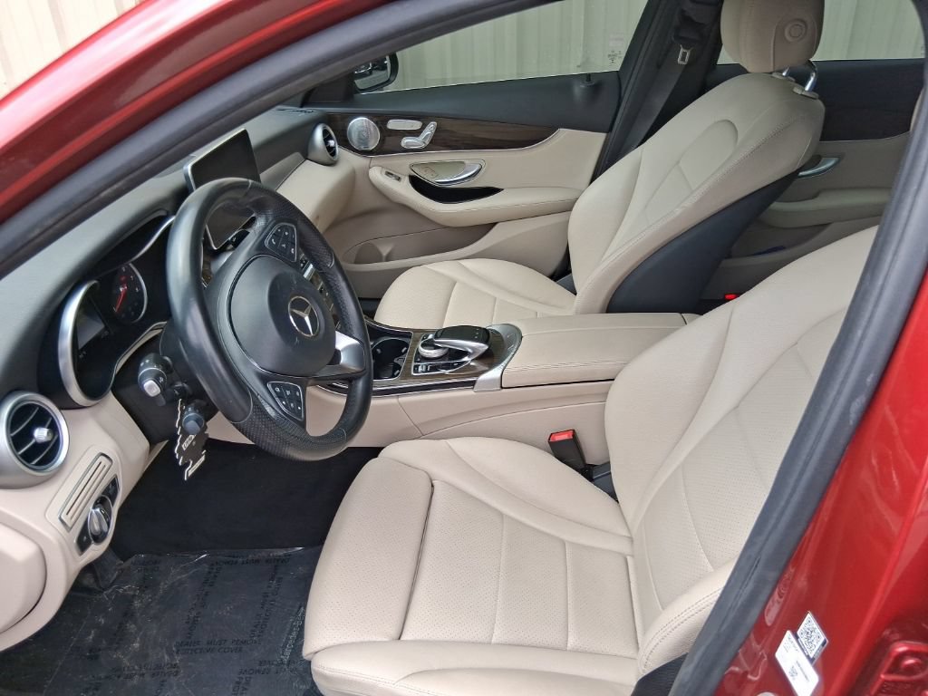 Used 2016 Mercedes-Benz C 300 Sedan image 8