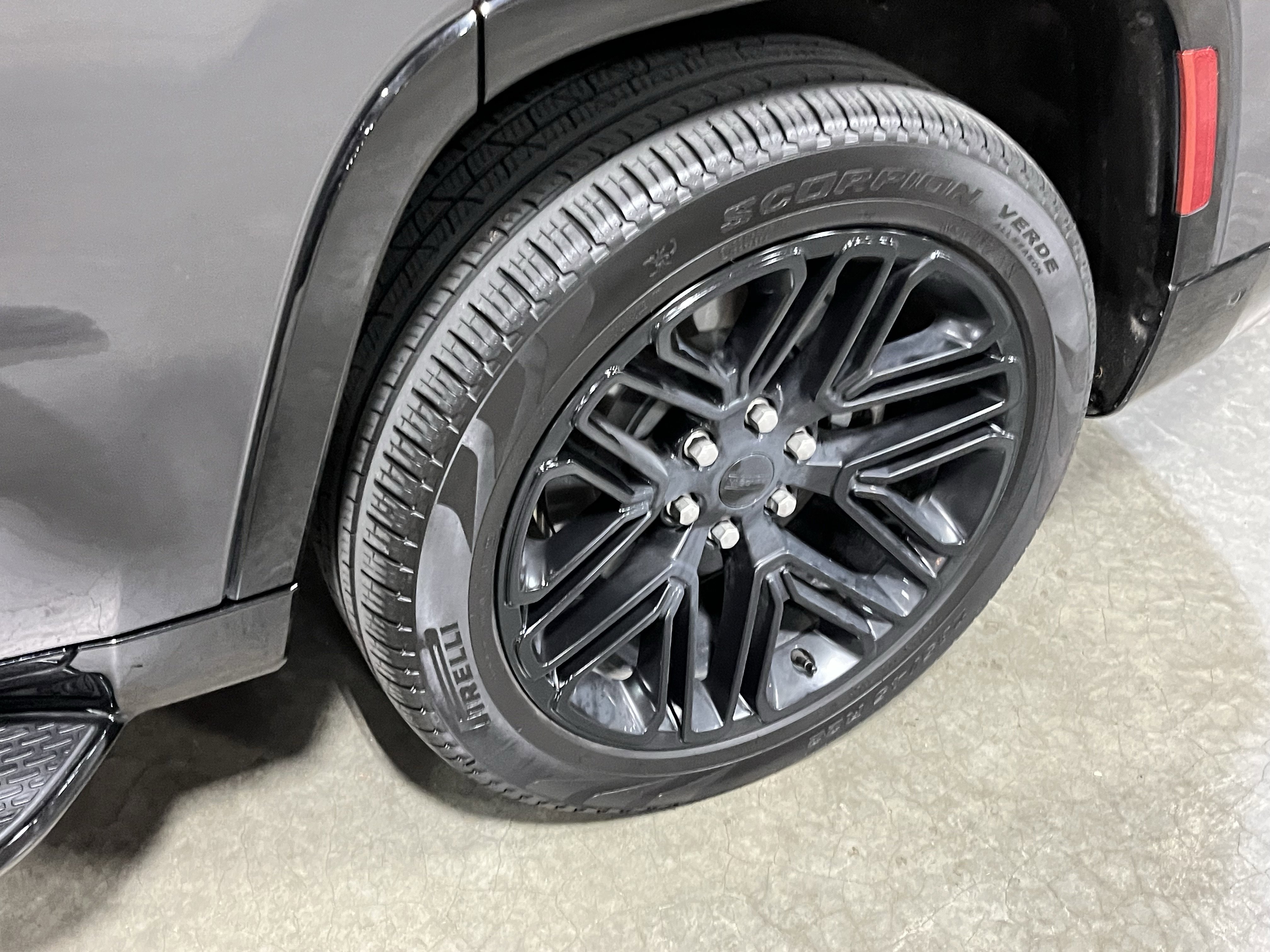 Used 2024 Jeep Wagoneer Series II w/ Convenience Group I image 25