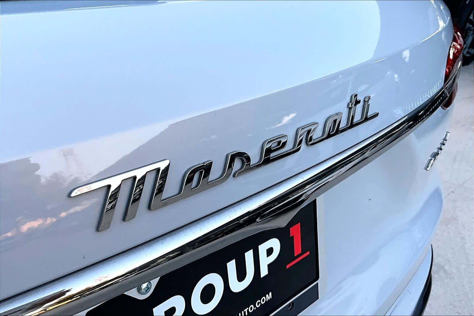 Used 2023 Maserati Grecale Trofeo AWD/4WD image 34