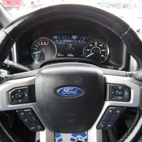 Used 2019 Ford F150 Platinum w/ Equipment Group 701A Luxury image 9