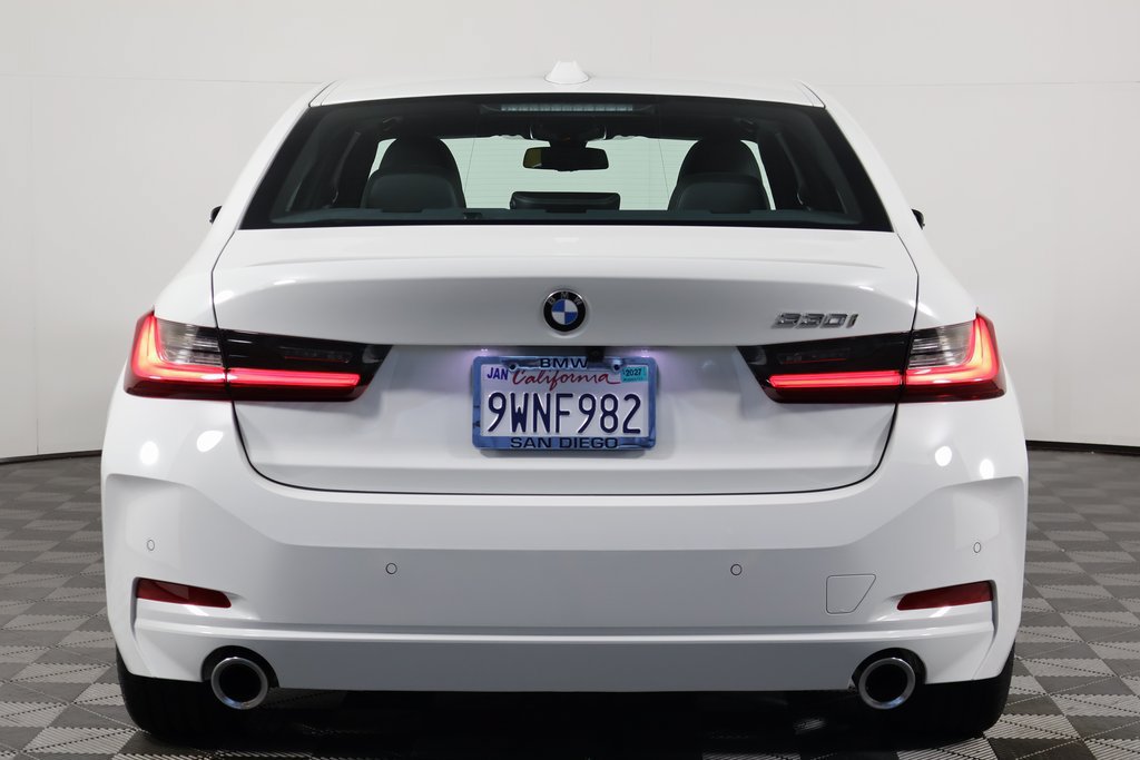 Certified 2026 BMW 330i Sedan w/ Premium Package RWD image 5