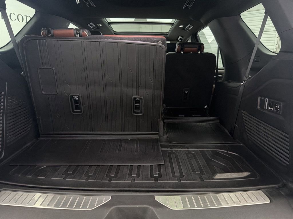 Used 2023 GMC Yukon Denali Ultimate image 27