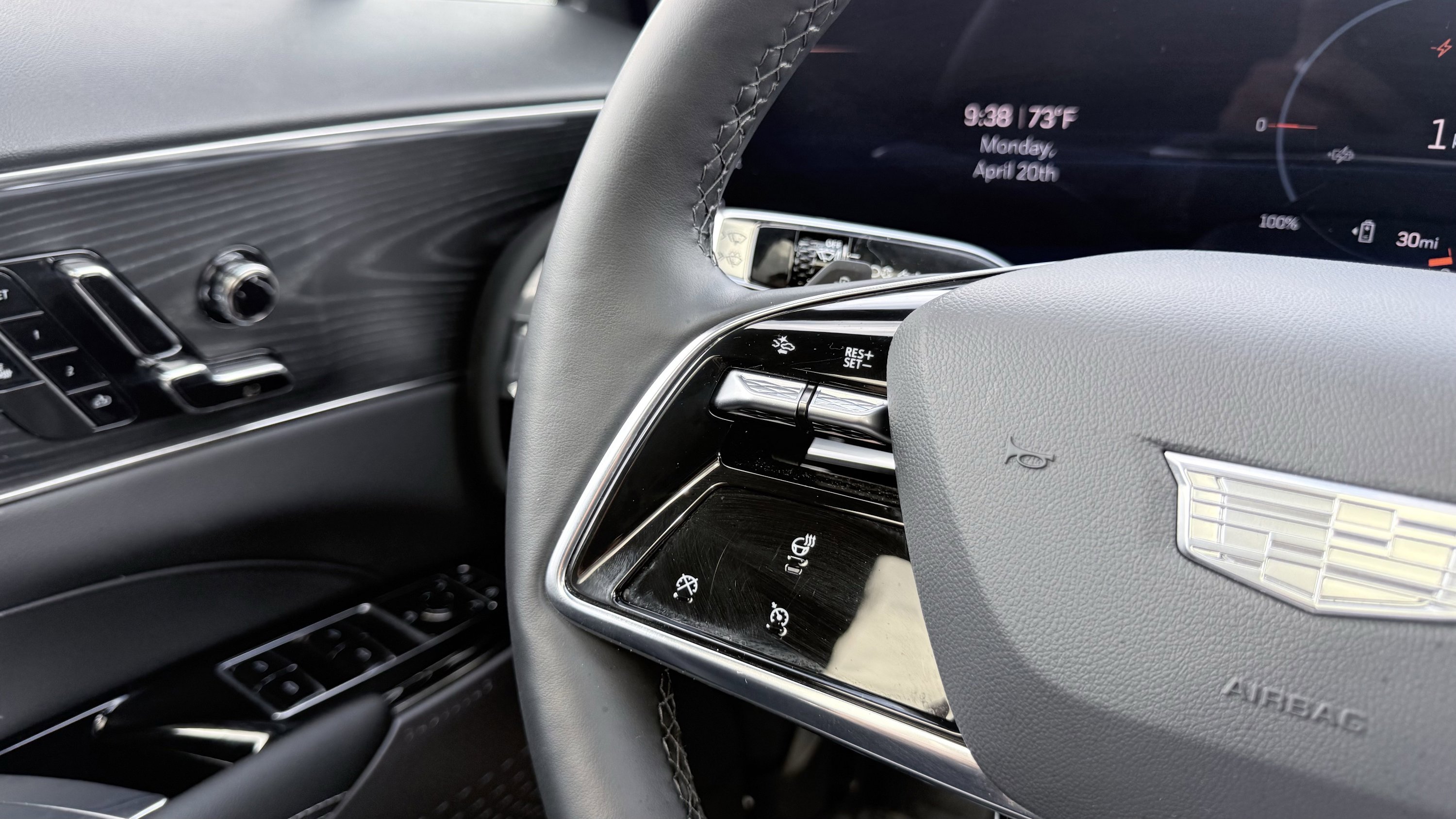 Used 2025 Cadillac Lyriq Luxury AWD/4WD image 58