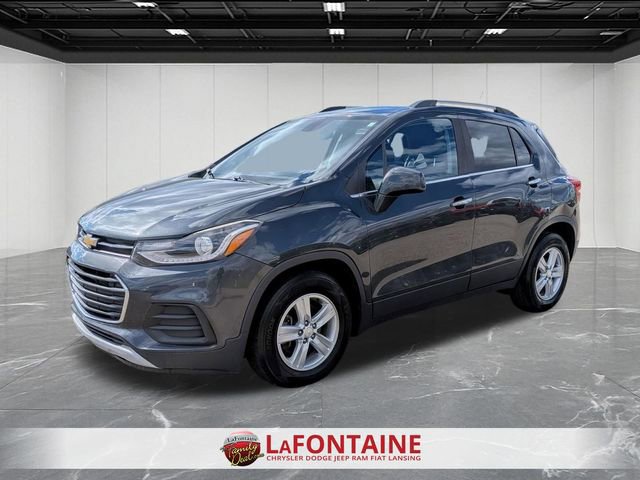 Used 2017 Chevrolet Trax LT w/ LT Convenience Package FWD image 1