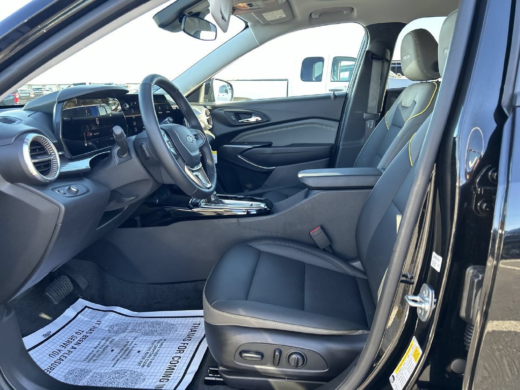 Certified 2024 Chevrolet Trax ACTIV w/ Sunroof Package FWD image 24