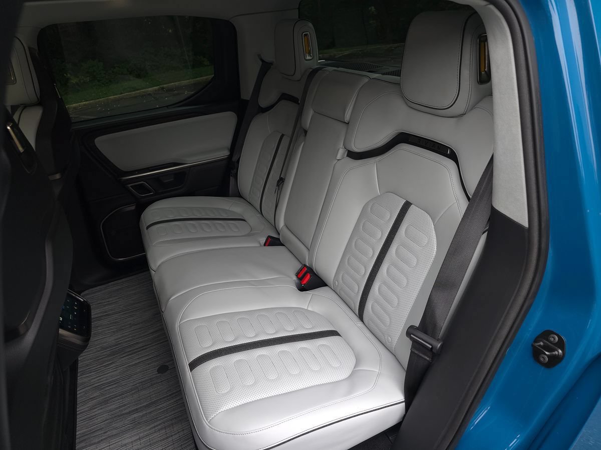 Used 2023 Rivian R1T Adventure AWD/4WD image 17
