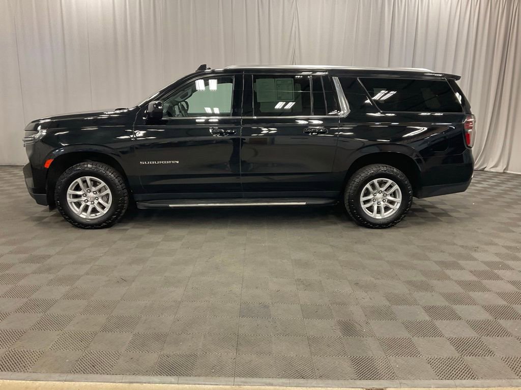 Used 2024 Chevrolet Suburban LT AWD/4WD image 14
