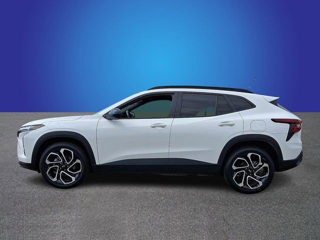 Certified 2025 Chevrolet Trax RS w/ Sunroof Package FWD image 9