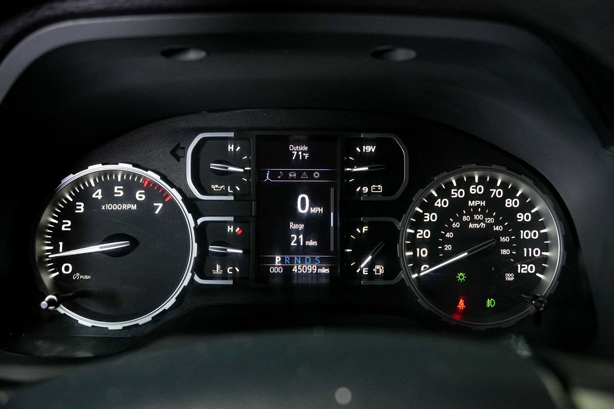 Used 2019 Toyota Tundra SR5 AWD/4WD image 28