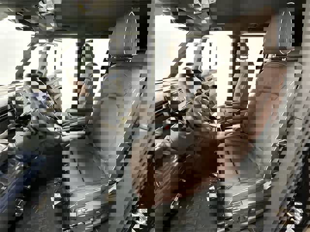 New 2025 Volkswagen ID. Buzz Pro S image 17