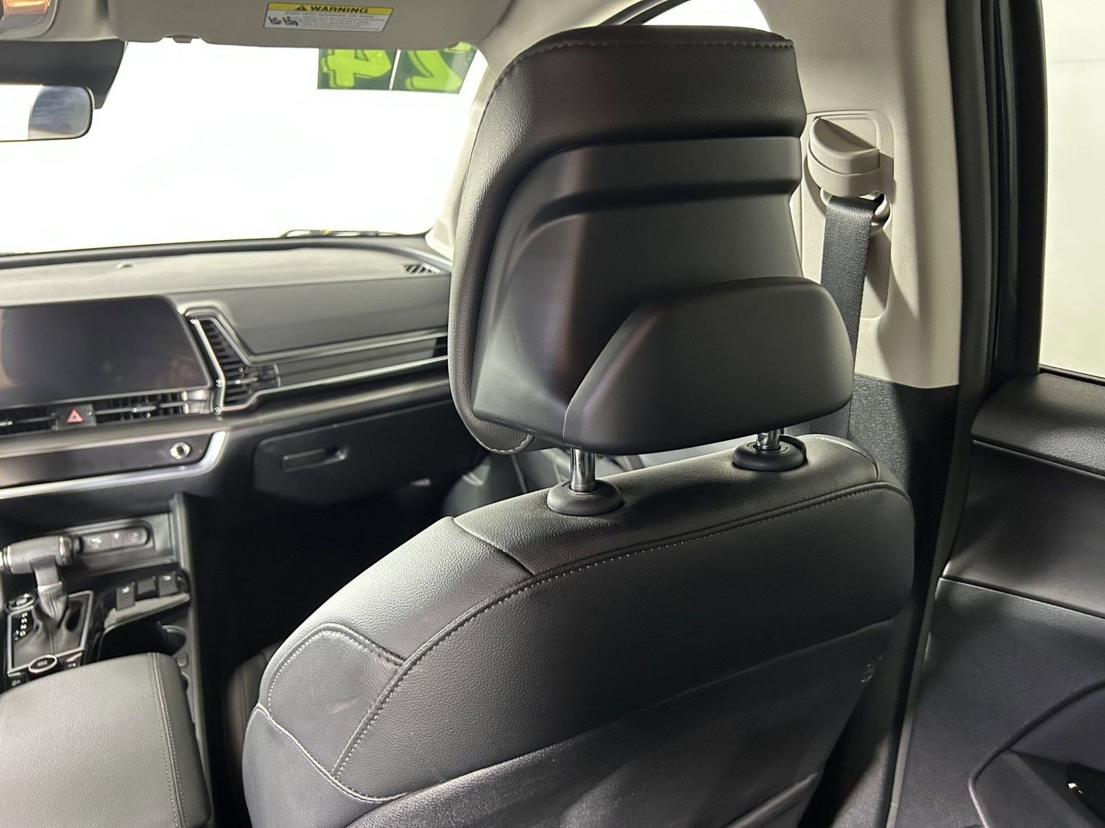 Certified 2024 Kia Sportage EX image 17