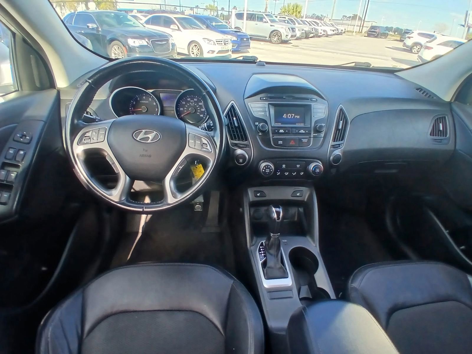 Used 2015 Hyundai Tucson SE image 23