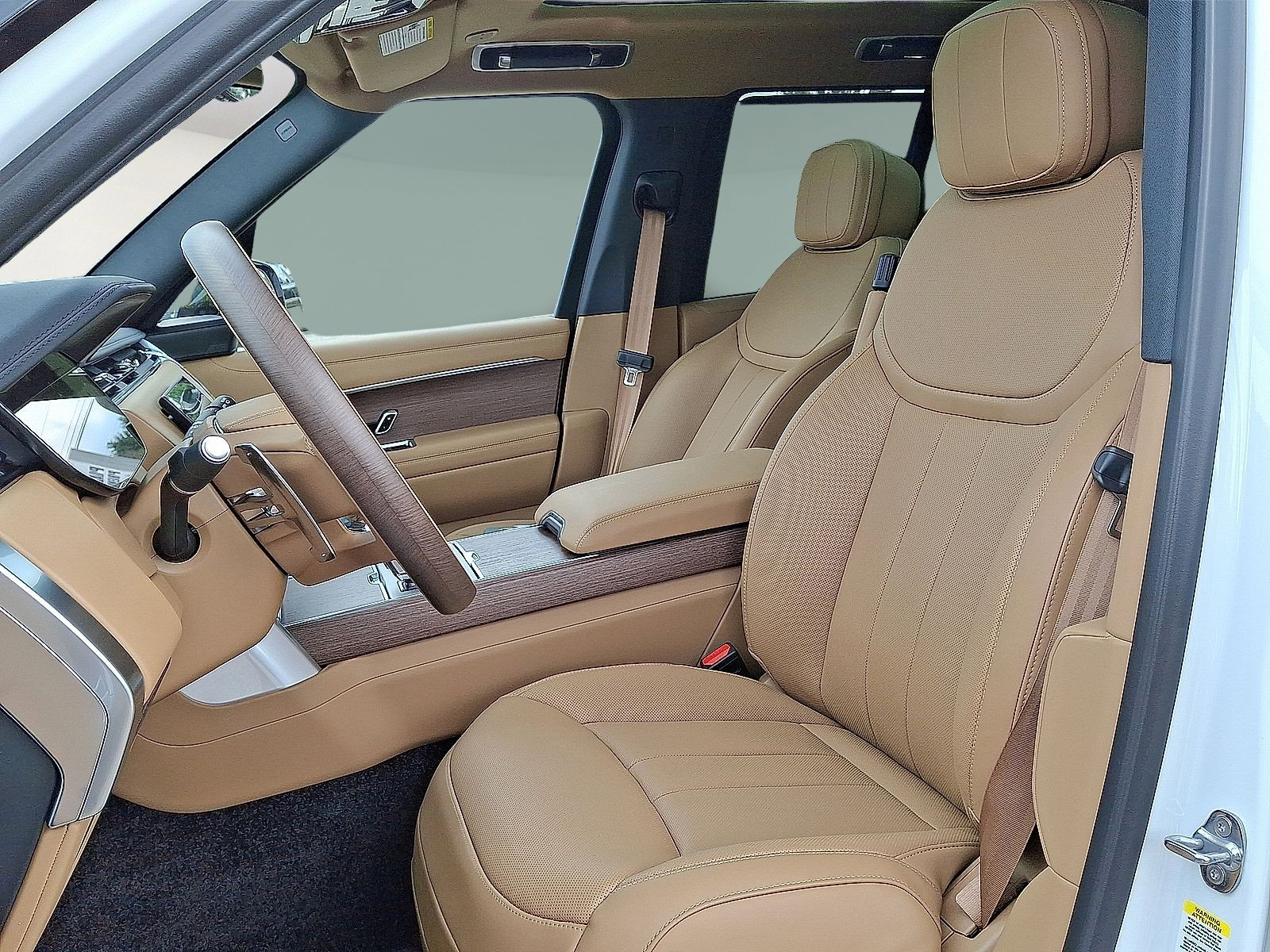 New 2025 Land Rover Range Rover SE image 5