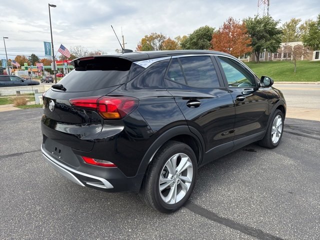 Used 2023 Buick Encore GX Preferred w/ Cold Weather Comfort Package image 5