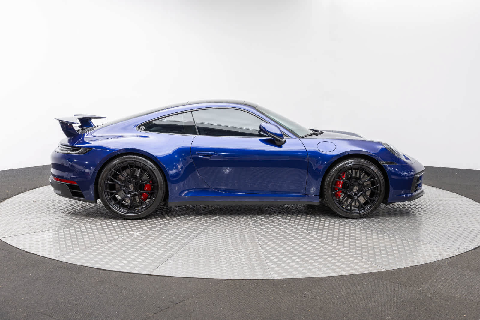 Used 2024 Porsche 911 Carrera GTS RWD image 51
