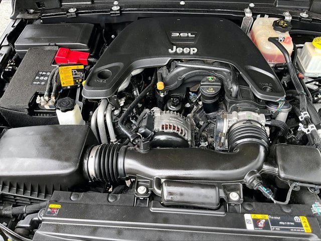 Used 2022 Jeep Gladiator Overland w/ Popular Equipment Package AWD/4WD image 11