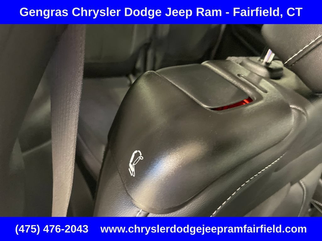 Certified 2025 Jeep Grand Cherokee L Altitude AWD/4WD image 26