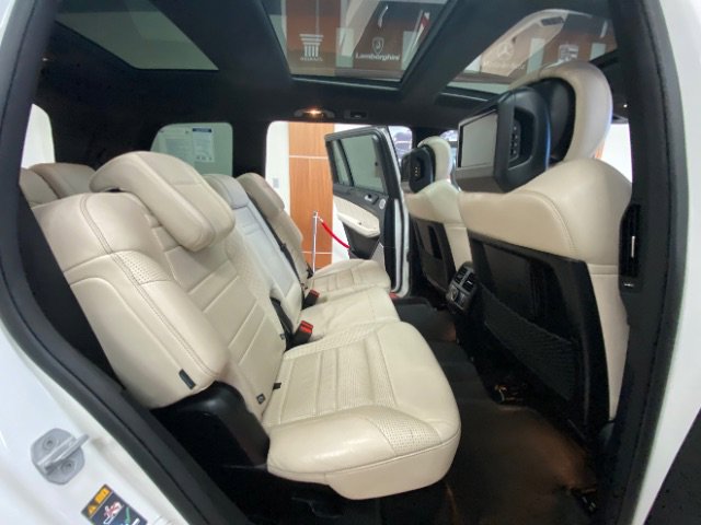Used 2014 Mercedes-Benz GL 63 AMG 4MATIC image 21