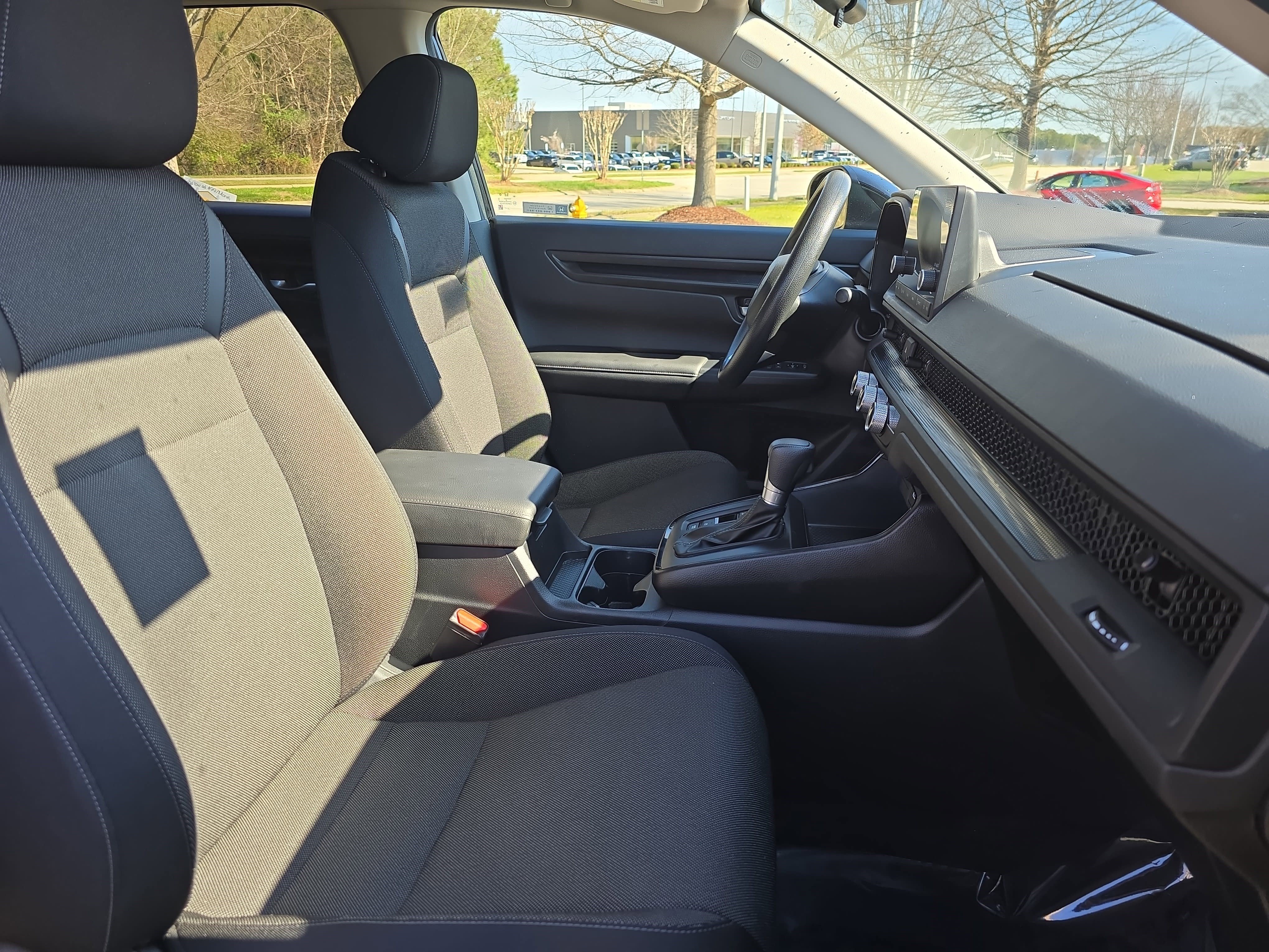 Used 2024 Honda CR-V EX image 10